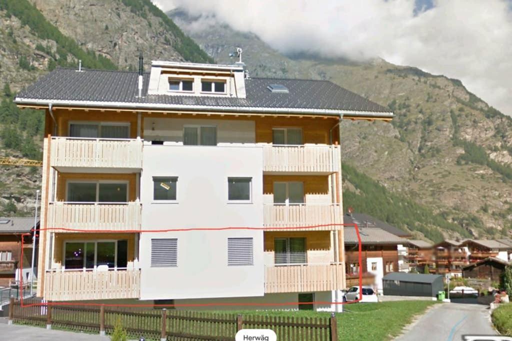 Ferienwohnung "Andre Und Mariana" In Taesch, Wallis, Schweiz Dış mekan fotoğraf
